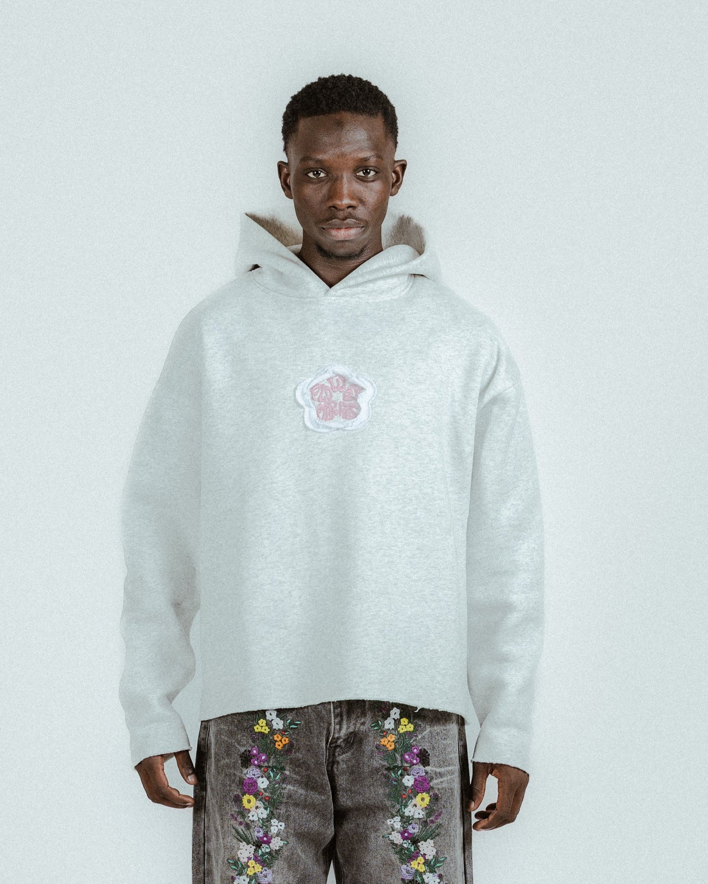 HIDDEN FLOWER GREY